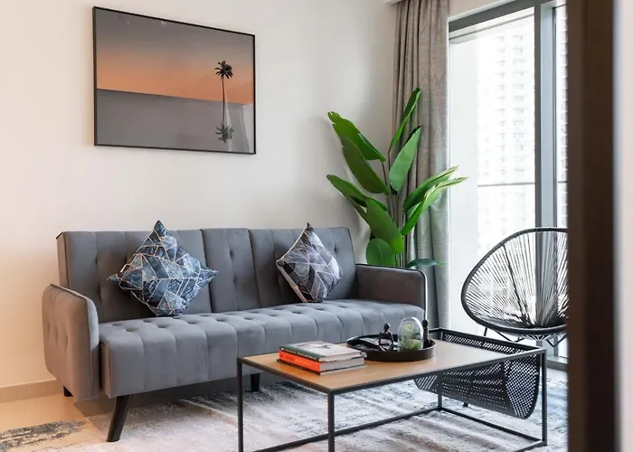 Ultimate Stay / 5 Min Walk From Dubai Mall / Brand New / Downtown