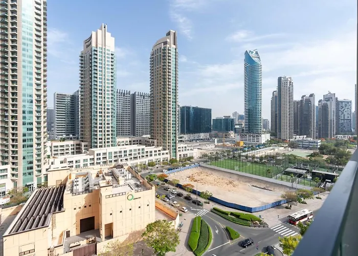 Ultimate Stay / 5 Min Walk From Dubai Mall / Brand New / Downtown