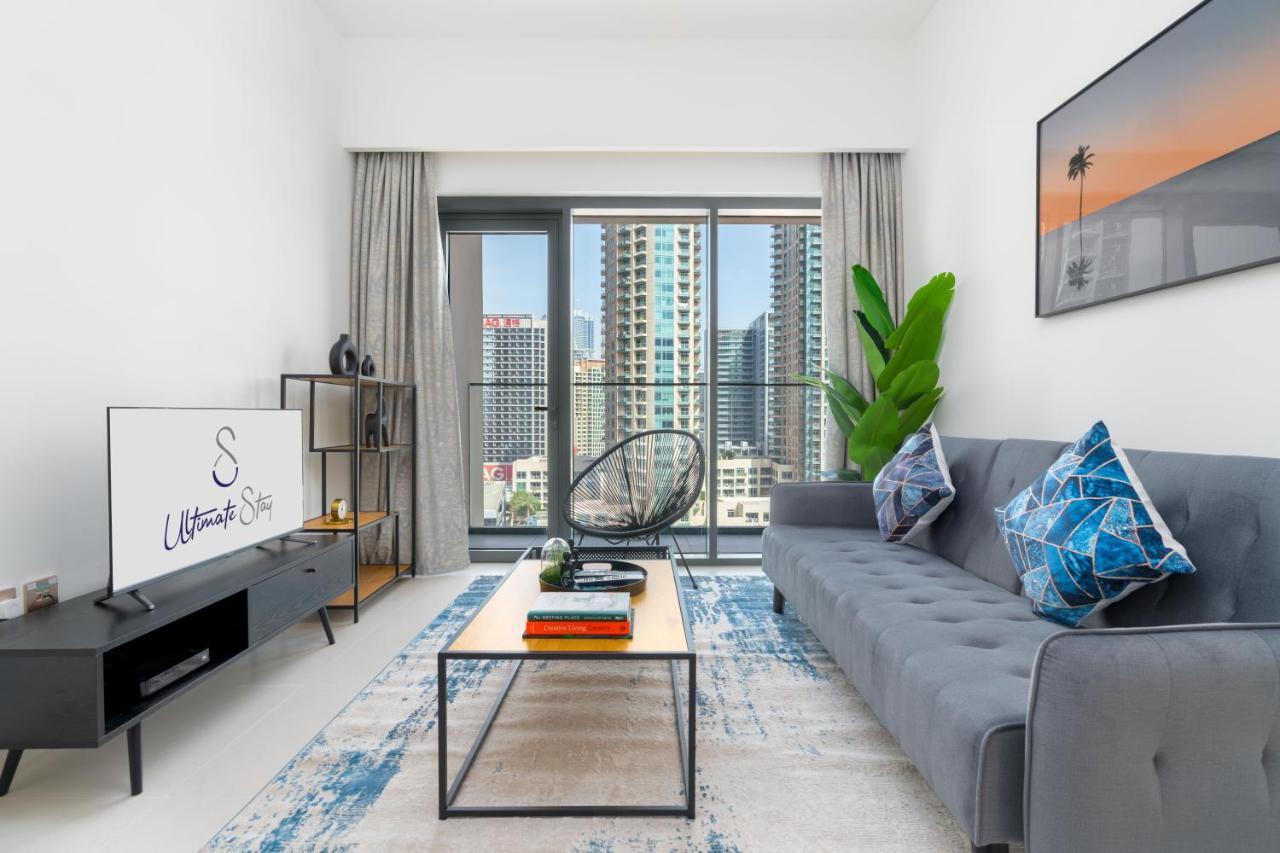 Ultimate / 5 Min Walk From Mall / Brand New / Downtown Apartment