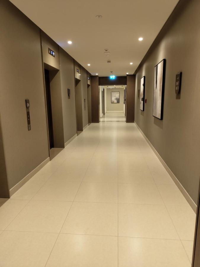 Ultimate / 5 Min Walk From Mall / Brand New / Downtown * Dubai